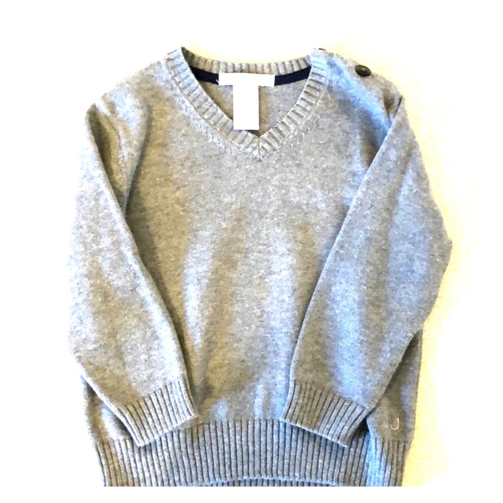 Grey crew neck sweater